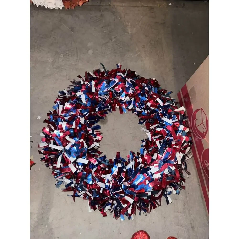 5 Assorted Holiday and Seasonal Wreaths